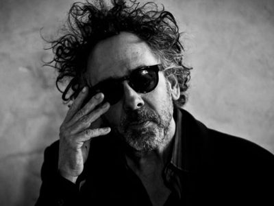 Feliz cumpleaños Tim Burton, el poeta visual gótico que redimió a los raros