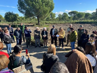 Argentina siembra versos y árboles en Huelva