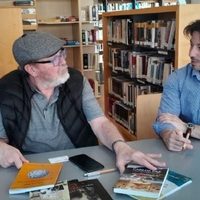 Pedro Solans y los libros de Corprens fueron recibidos por el Instituto Cervantes de Praga