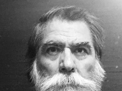 La literatura ecuatoriana está de duelo: falleció el escritor ambateño Iván Oñate