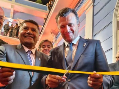 El alcalde de Cádiz resalta la proyección cultural gaditana en el X Congreso de la Lengua Española
