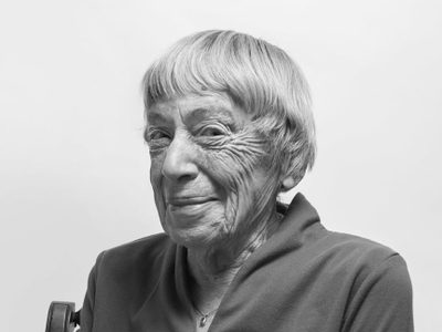 Úrsula K. Le Guin: tejiendo otros mundos posibles