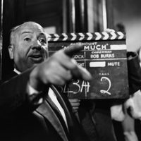 Alfred Hitchcock: el maestro del suspenso y la sombra